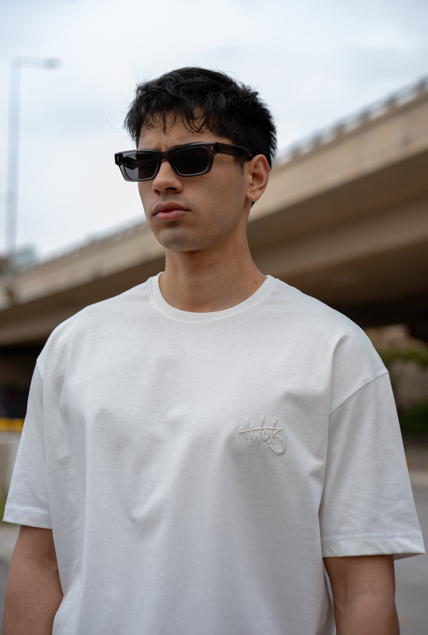 Oversized T-Shirt με Κέντημα Logo Λευκό