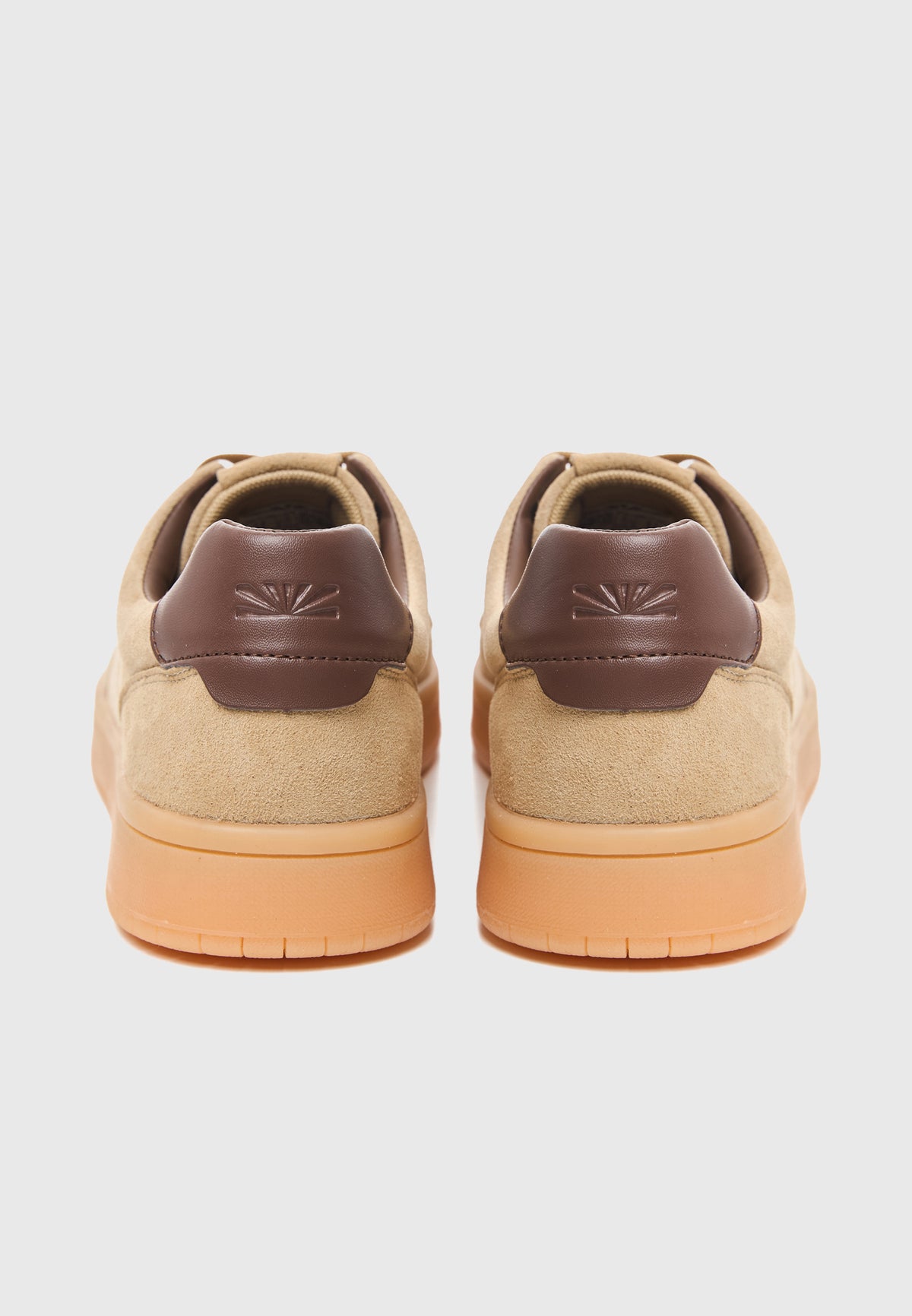Ανδρικά Suede Court Sneakers με Δερμάτινο Heel Tab